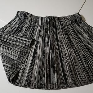 New CANDIE'S  MINI SKIRT. Size M